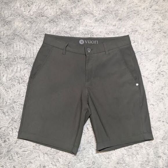 Vuori Men's Shorts Meta Chino Short Size 28 - Picture 1 of 7